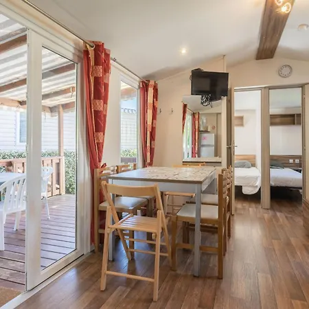 Mobilhome Mh 52 Ronce Les Bains Ла-Трамблад